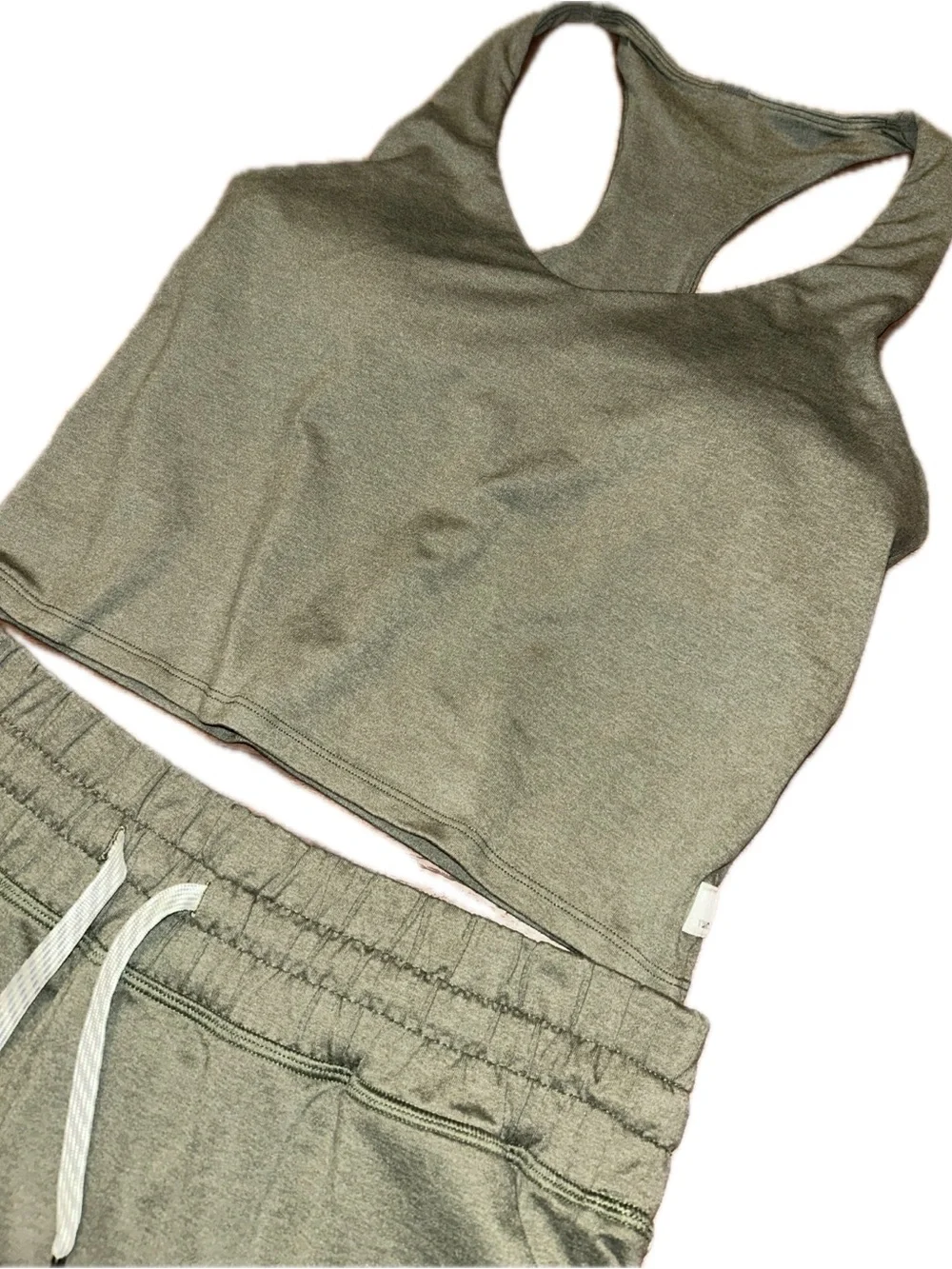 Vuori Halo Performance Dark Metal Heather Olive Gray Tank Top M Shorts L Set